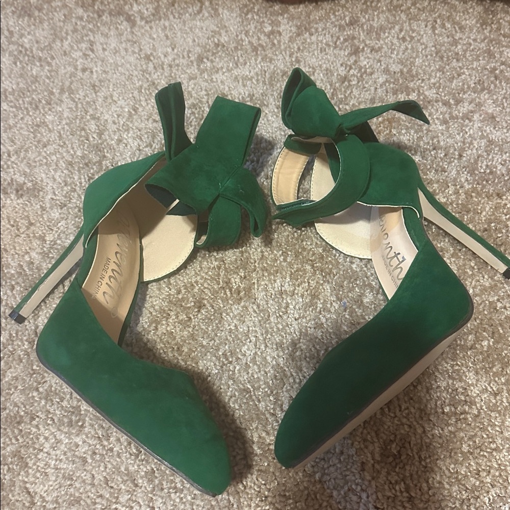 Green Suede Heels with Bow - Picture 5 of 5